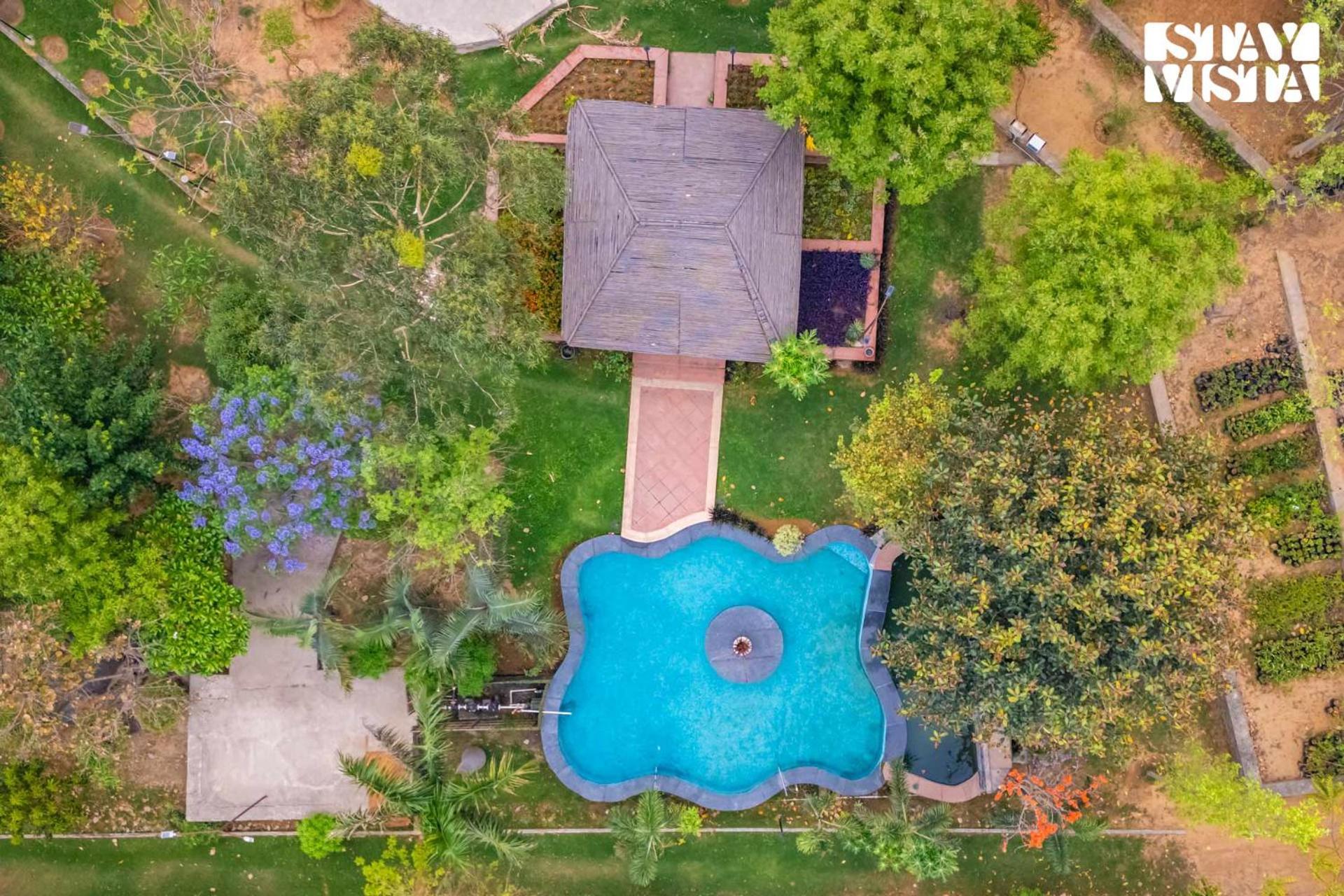 Stayvista At Maple Farms With Pool, Bbq & Bonfire Sohna 외부 사진