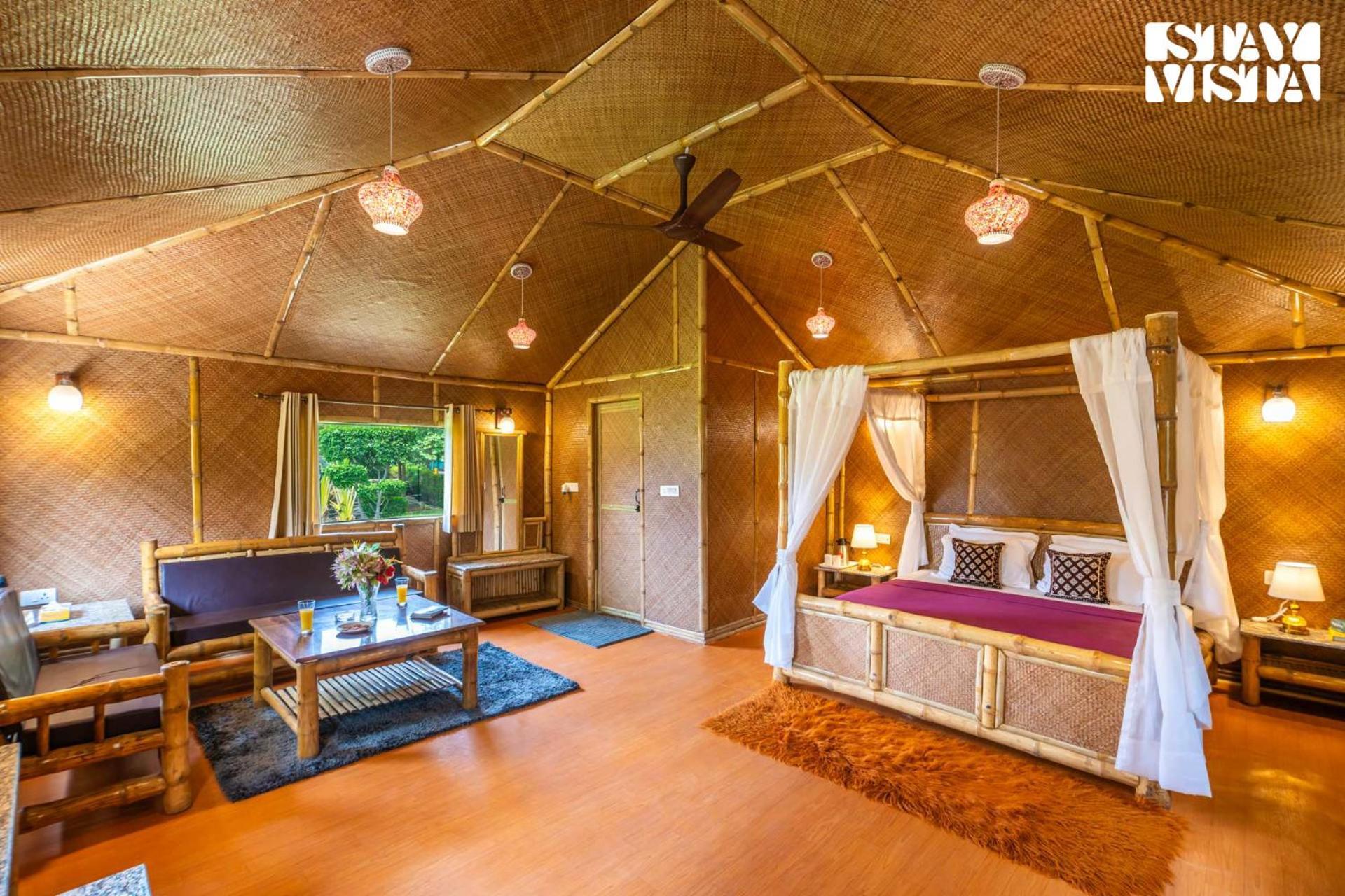 Stayvista At Maple Farms With Pool, Bbq & Bonfire Sohna 외부 사진