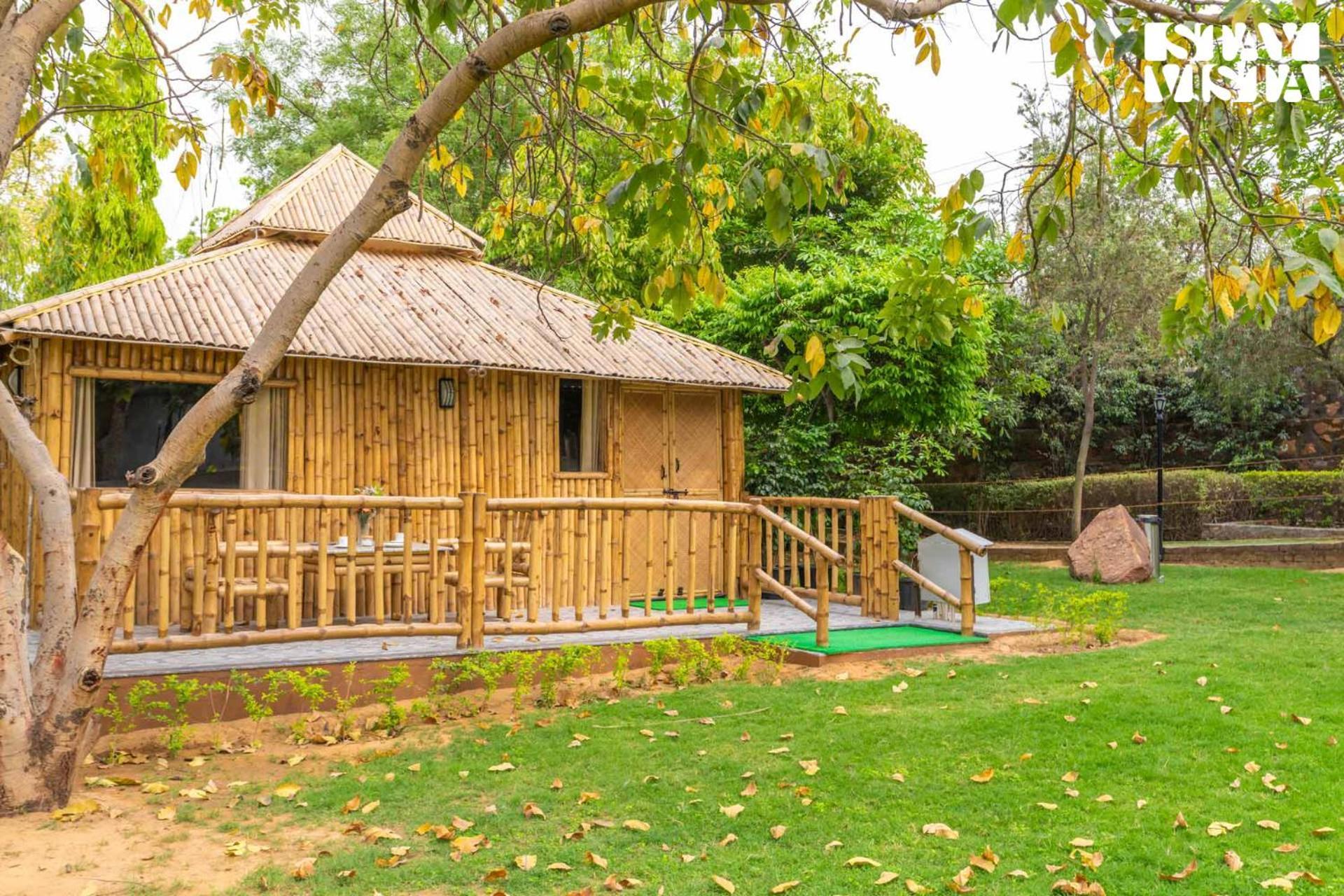 Stayvista At Maple Farms With Pool, Bbq & Bonfire Sohna 외부 사진