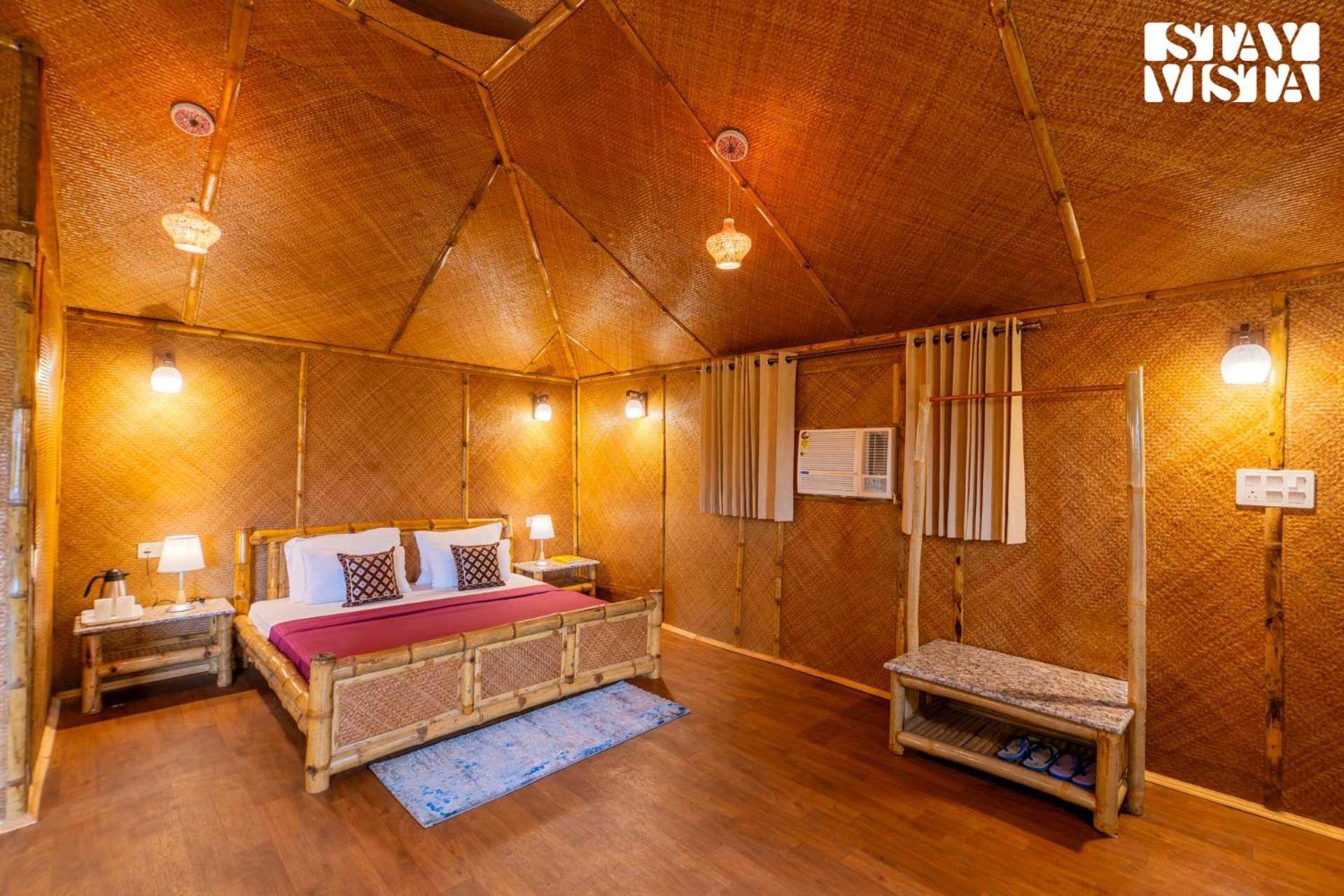 Stayvista At Maple Farms With Pool, Bbq & Bonfire Sohna 외부 사진